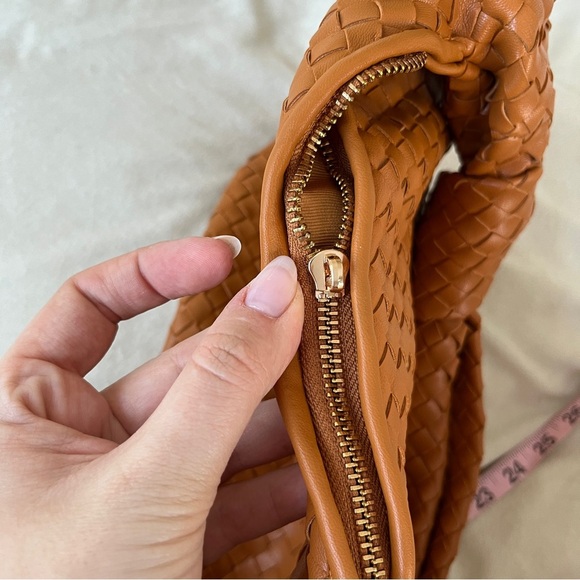 Melie Bianco Woven Tan Bag - Picture 9 of 9